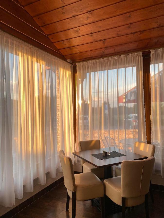 Penzion Kingo Nemšová Exterior foto